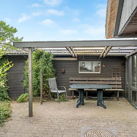 Holiday home Pet Friendly In With Wifi *
